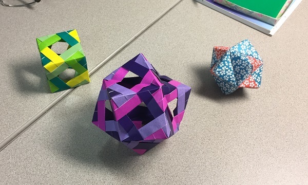 Purple decoration box stellated octabedron, with friends